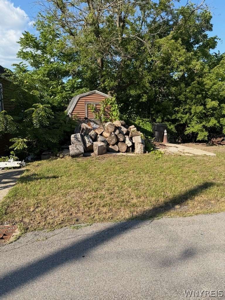0.12 Acres of Residential Land for Sale in Tonawanda, New York
