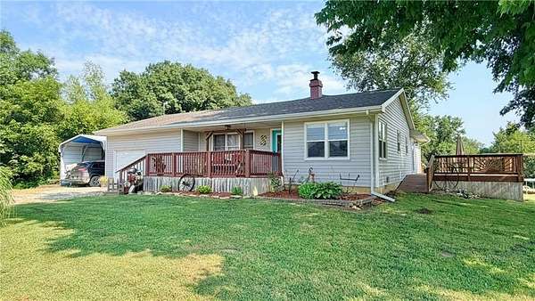 5 Acres of Land with Home for Sale in Trenton, Missouri