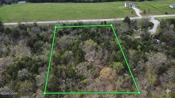 2 Acres of Residential Land for Sale in Kirbyville, Missouri