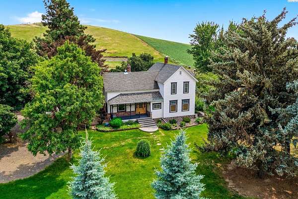 4 Acres of Land with Home for Sale in Colfax, Washington