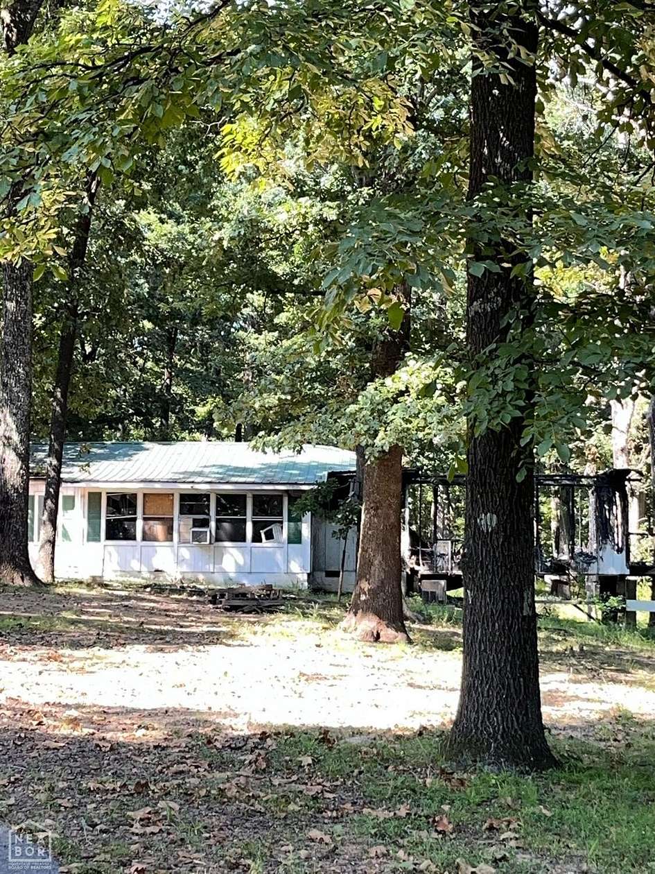 3.28 Acres of Improved Residential Land for Sale in Harrisburg, Arkansas
