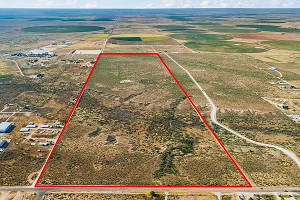 200 Acres of Land for Sale in Seminole, Texas