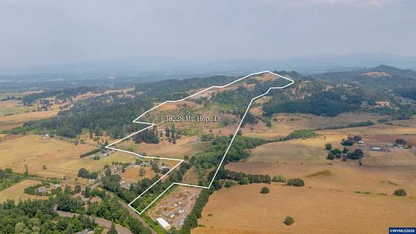 266 Acres of Land with Home for Sale in Lebanon, Oregon
