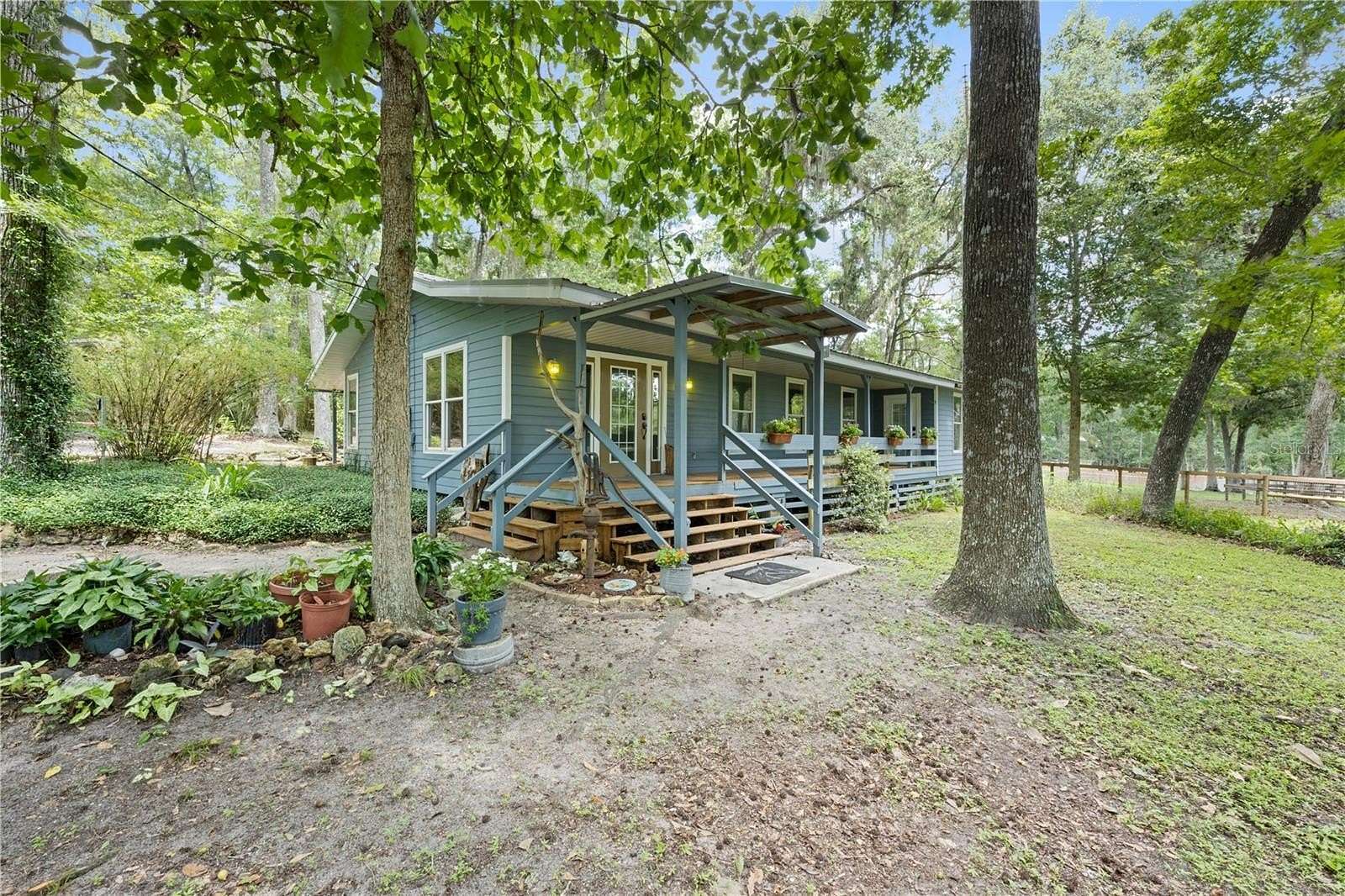 7 Acres of Land with Home for Sale in Williston, Florida