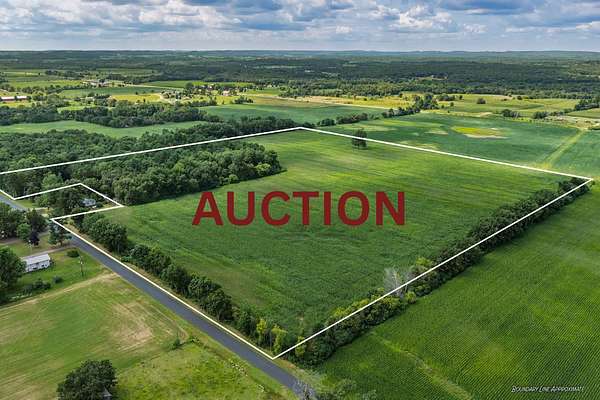 39 Acres of Land for Auction in Reedsburg, Wisconsin