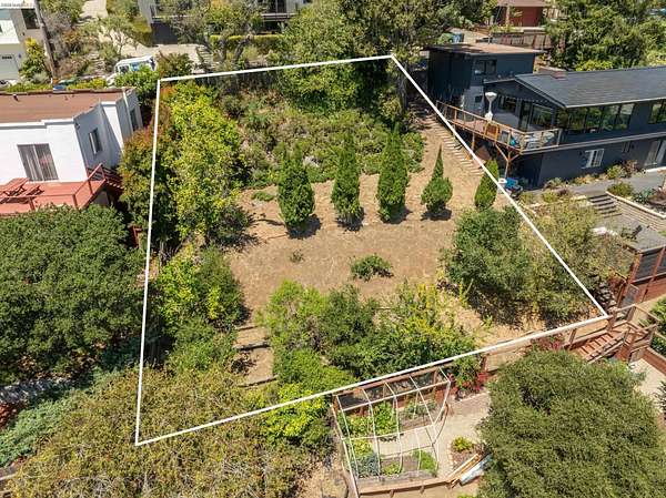0.12 Acres of Residential Land for Sale in Berkeley, California