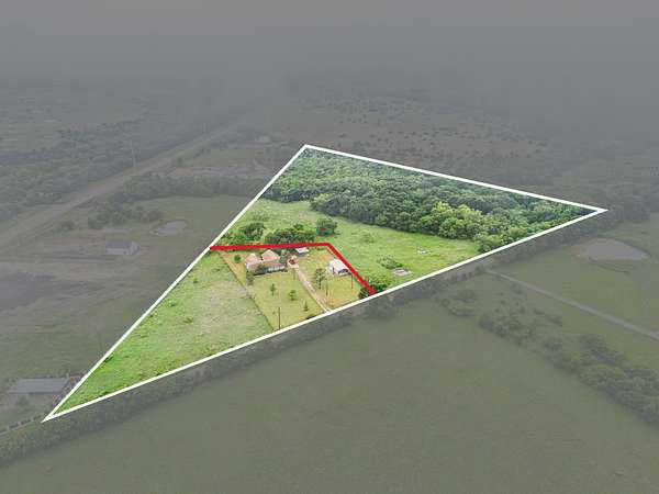 10 Acres of Residential Land for Sale in Royse City, Texas