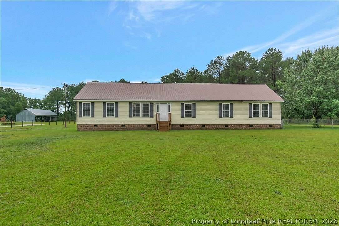 9 Acres of Land with Home for Sale in St. Pauls, North Carolina