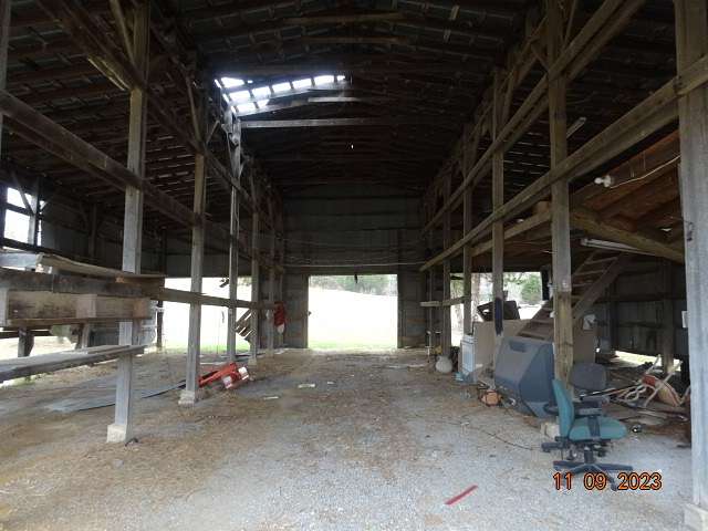 5 Acres of Land with Home for Lease in Franklin, Tennessee