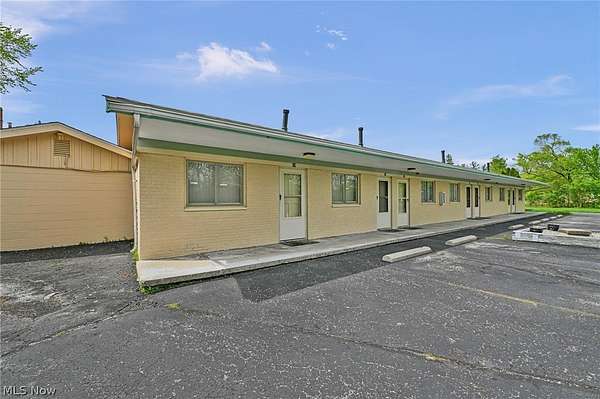 3.4 Acres of Mixed-Use Land for Auction in Oberlin, Ohio