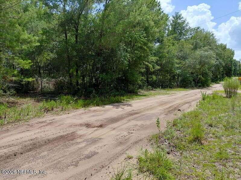 0.87 Acres of Residential Land for Sale in Melrose, Florida