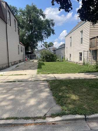 0.07 Acres of Land for Sale in Chicago, Illinois