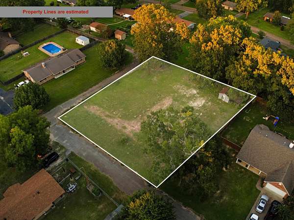0.32 Acres of Residential Land for Sale in Gilmer, Texas