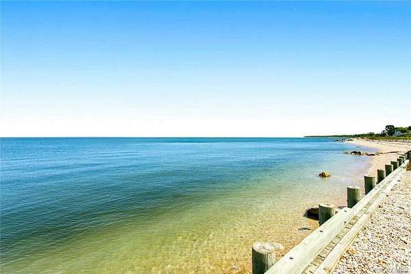 0.12 Acres of Residential Land for Sale in Greenport, New York