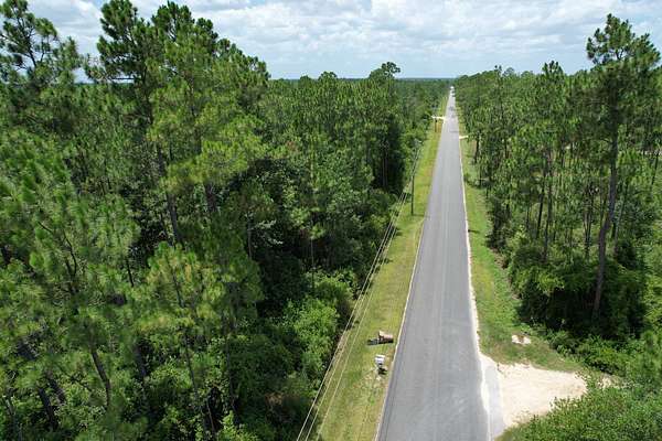 20 Acres of Land for Sale in Fountain, Florida
