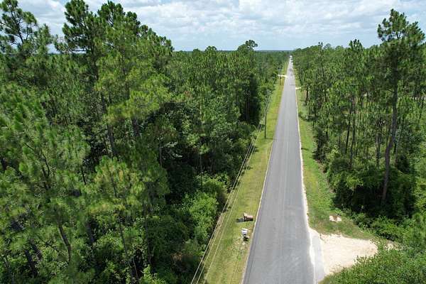 20 Acres of Agricultural & Residential Land for Sale in Fountain, Florida