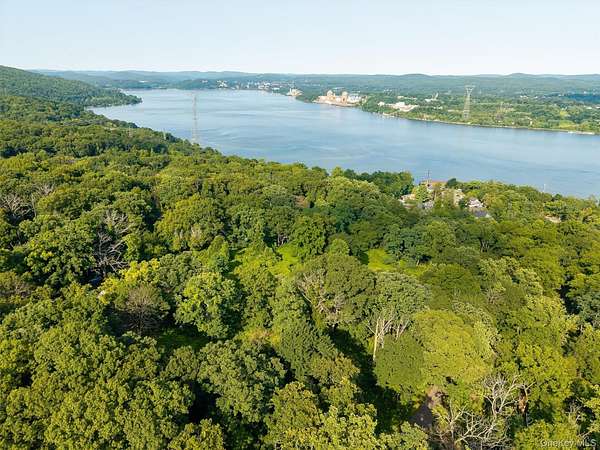 24.4 Acres of Land for Sale in Stony Point, New York