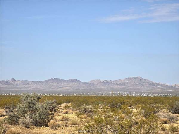 40.3 Acres of Land for Sale in Golden Valley, Arizona