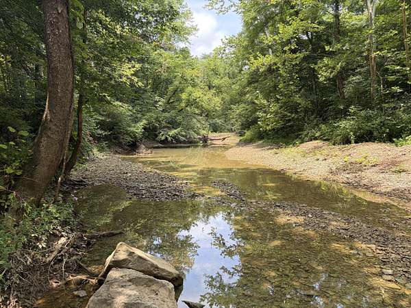 34.6 Acres of Recreational & Residential Land for Sale in Somerset, Kentucky