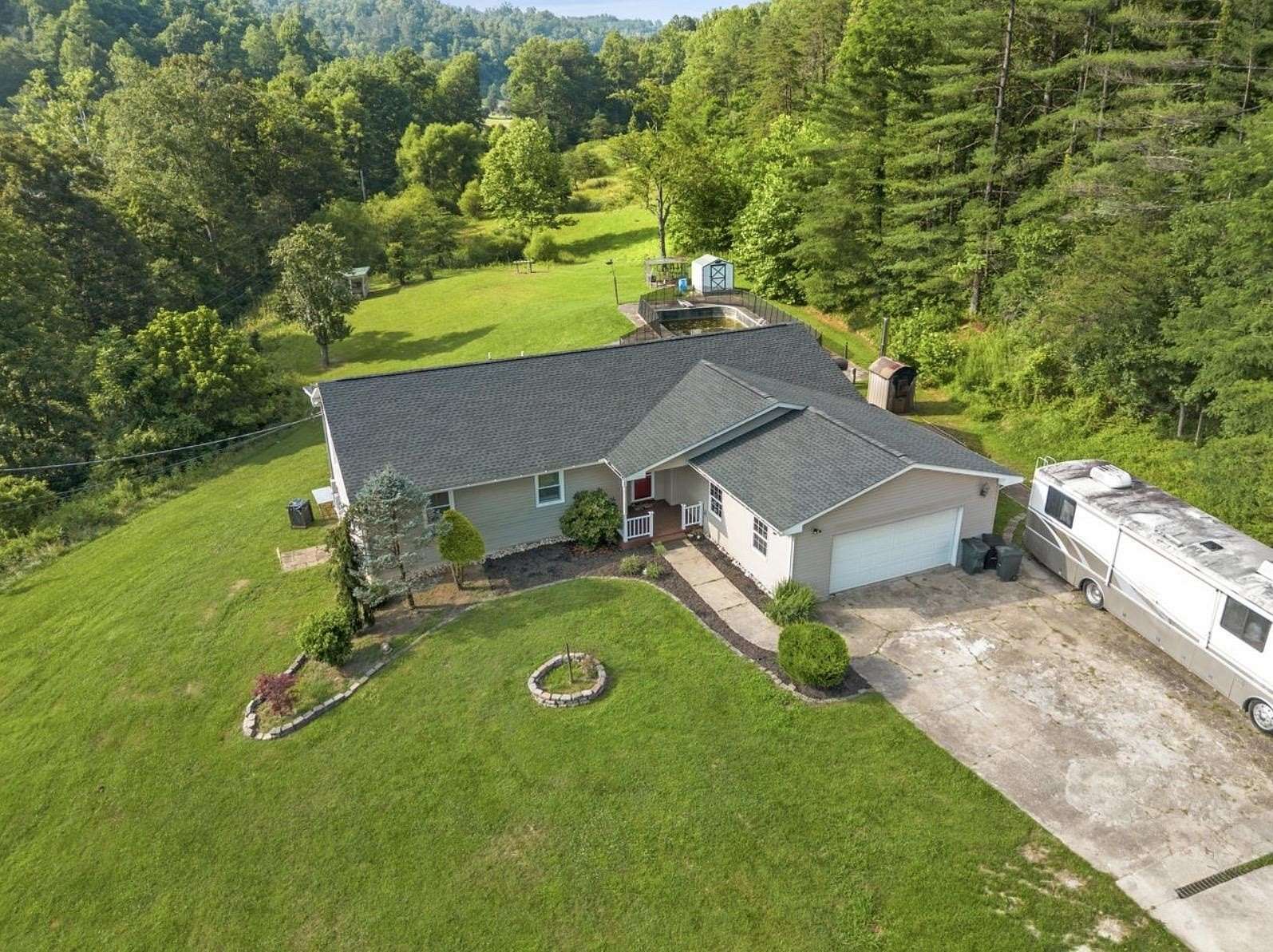 12.4 Acres of Land with Home for Sale in Proctorville, Ohio