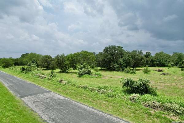 3.1 Acres of Residential Land for Sale in Pleasanton, Texas