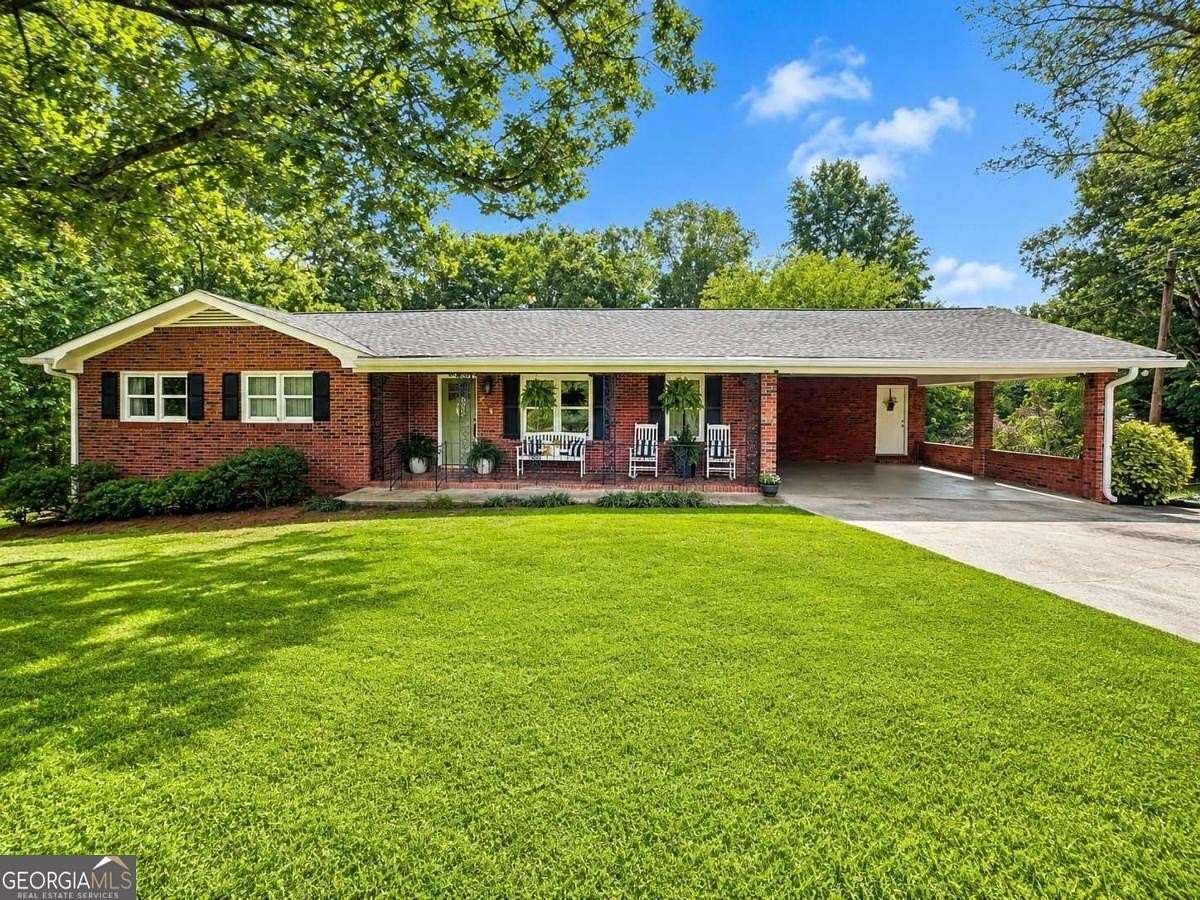 2 Acres of Land with Home for Sale in Rome, Georgia