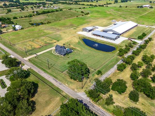 27 Acres of Agricultural Land with Home for Sale in Cross Roads, Texas