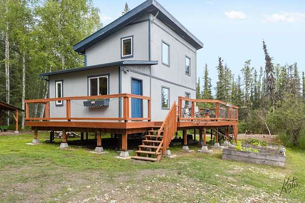 2.22 Acres of Land with Home for Sale in Fairbanks, Alaska