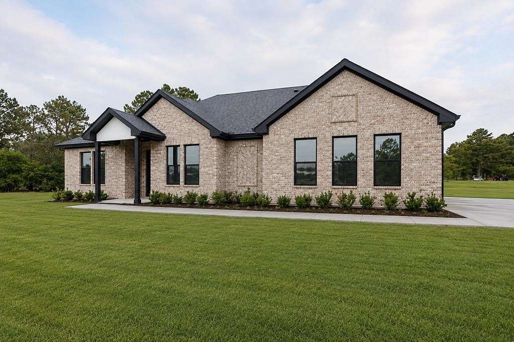 3 Acres of Land with Home for Sale in Athens, Texas