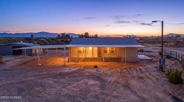 6.52 Acres of Land with Home for Sale in Marana, Arizona