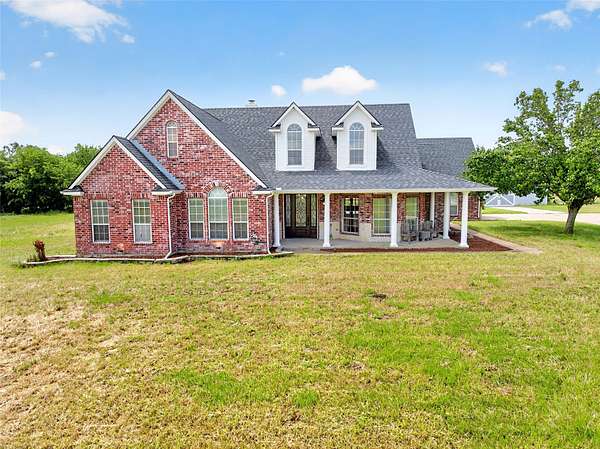 4.84 Acres of Land with Home for Sale in Royse City, Texas