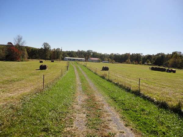 16 Acres of Recreational Land with Home for Sale in Dunlap, Tennessee