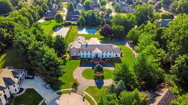 2.79 Acres of Land with Home for Sale in Indianapolis, Indiana