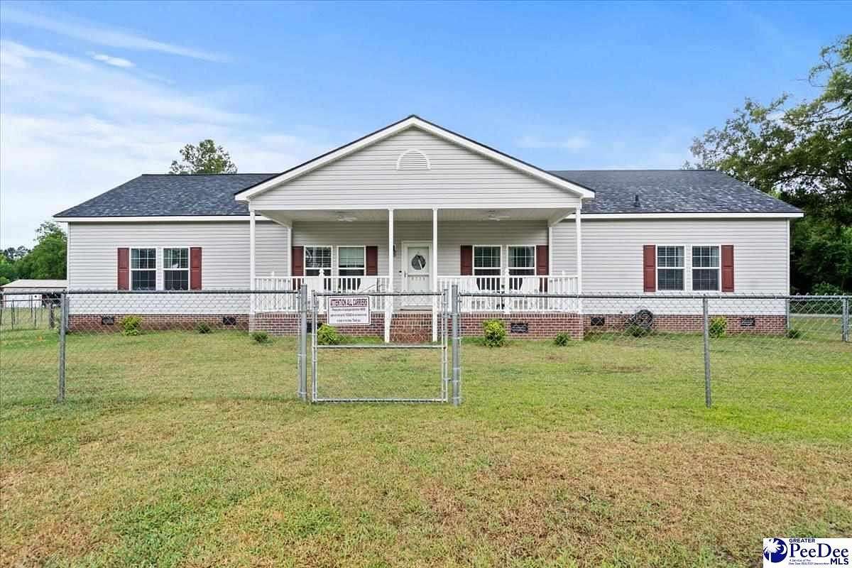 3.45 Acres of Land with Home for Sale in Effingham, South Carolina