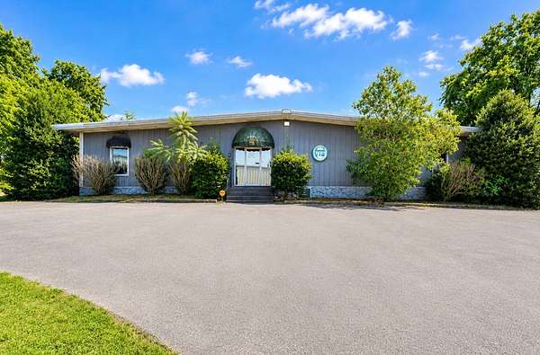 1.53 Acres of Improved Commercial Land for Sale in Nashville, Tennessee