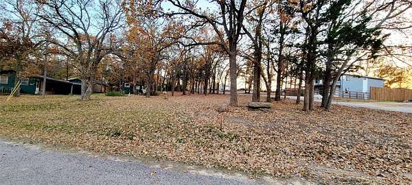0.32 Acres of Residential Land for Sale in Gordonville, Texas