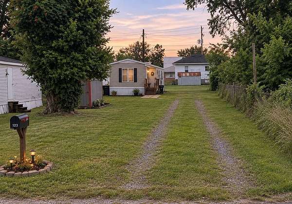 0.14 Acres of Residential Land for Sale in Metropolis, Illinois