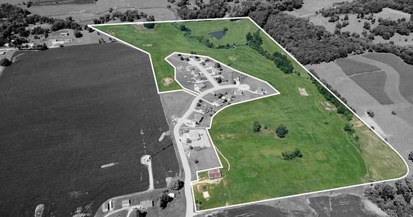 72.2 Acres of Agricultural & Residential Land for Sale in Maquoketa, Iowa