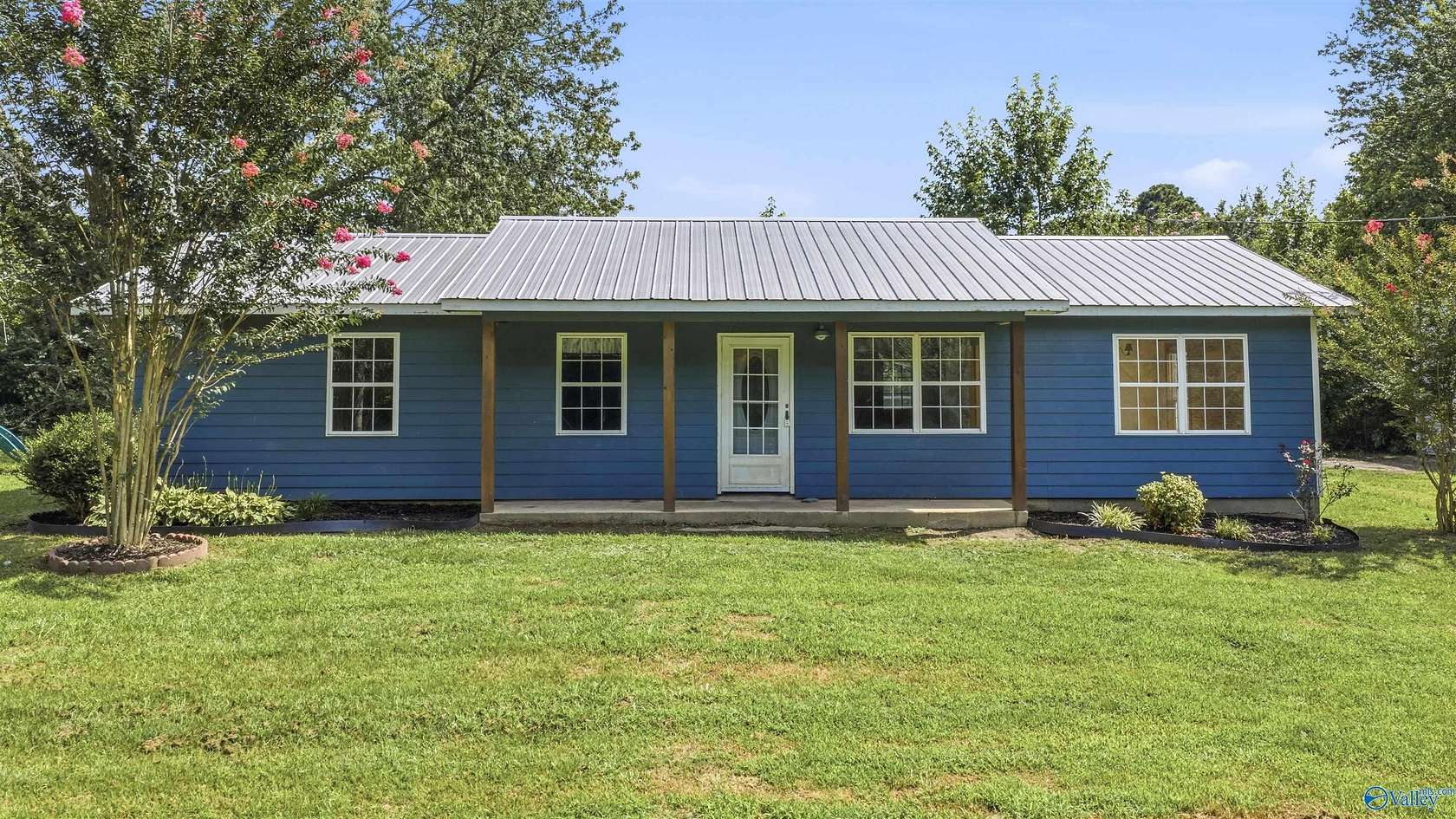 1.5 Acres of Land with Home for Sale in Henagar, Alabama