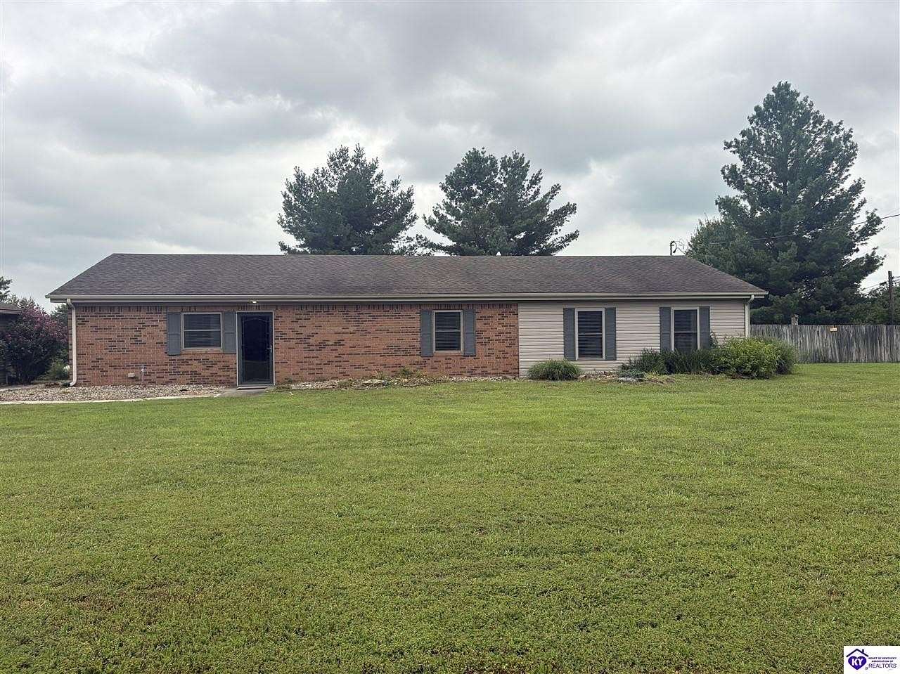 4.72 Acres of Land with Home for Sale in Glendale, Kentucky