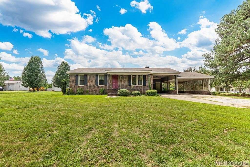 1.53 Acres of Land with Home for Sale in Littleton, North Carolina