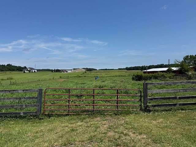 7 Acres of Land for Sale in White House, Tennessee