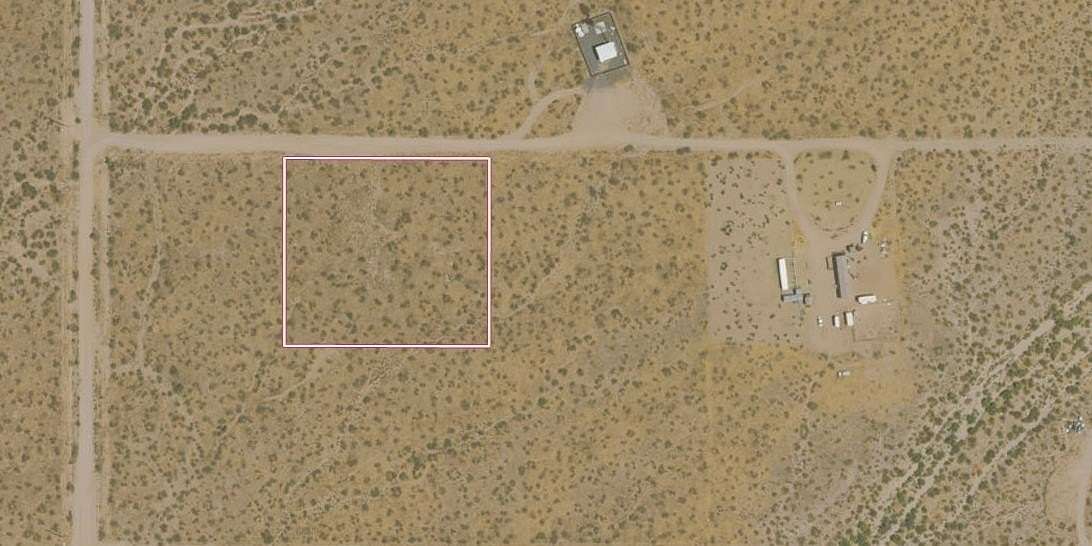 2.33 Acres of Commercial Land for Sale in Golden Valley, Arizona