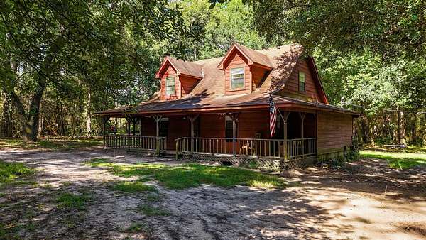 19 Acres of Land with Home for Sale in Richards, Texas