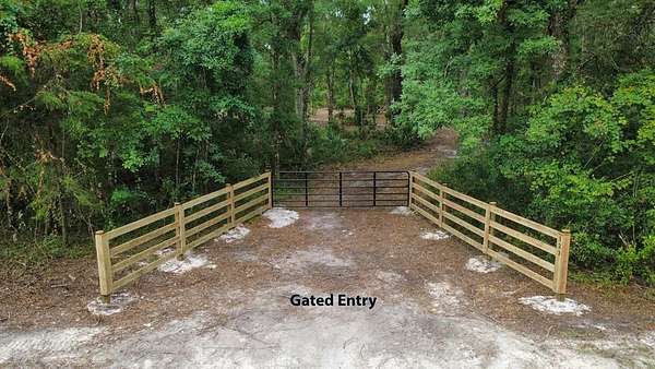 2.38 Acres of Residential Land for Sale in Old Town, Florida