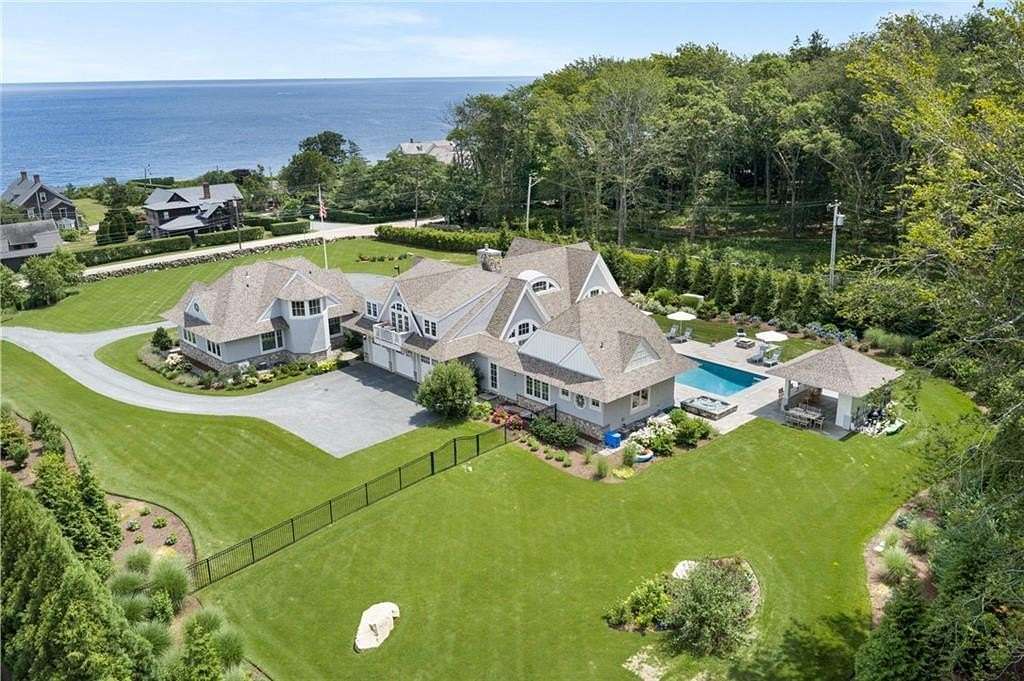 2 Acres of Land with Home for Sale in Narragansett Town, Rhode Island