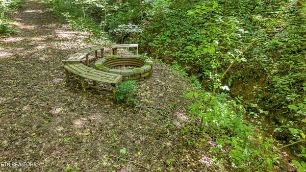 7.9 Acres of Residential Land for Sale in Walland, Tennessee