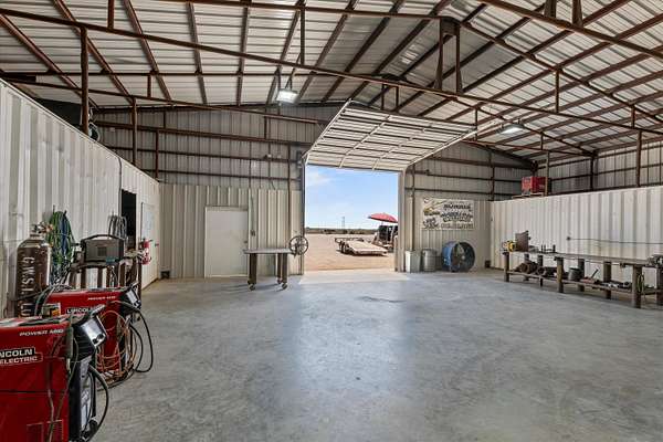 3 Acres of Improved Commercial Land for Sale in Plains, Texas