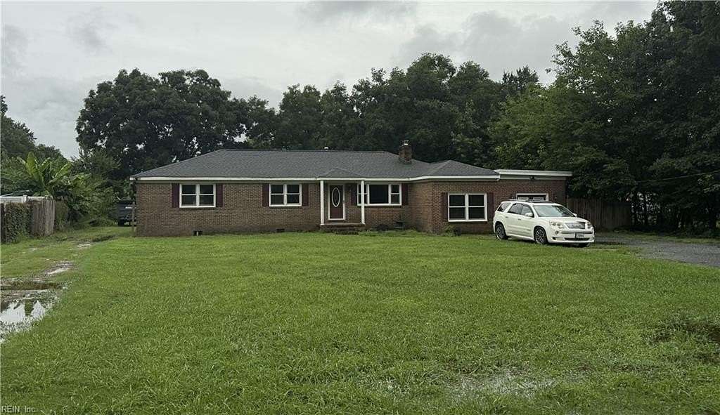 4.1 Acres of Land with Home for Sale in Chesapeake, Virginia