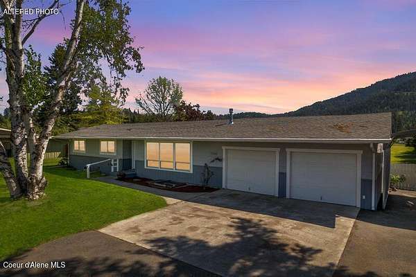1.72 Acres of Land with Home for Sale in Dalton Gardens, Idaho